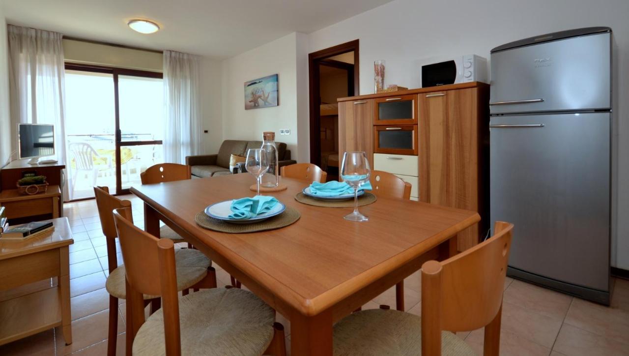 Residenza Porta Del Mare Apartment Lignano Sabbiadoro Exterior photo